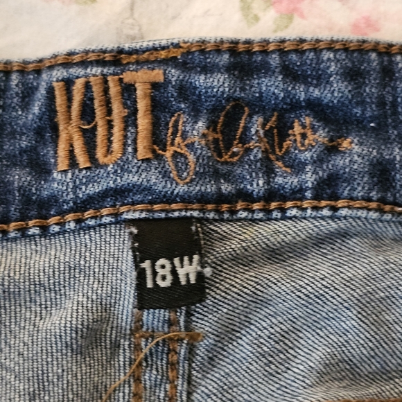 Kut Abigail Crop Straight Leg Jeans Ripped Torn Womens Plus Size 18 W - Picture 5 of 11